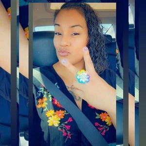 Meet your Posher, Enedina